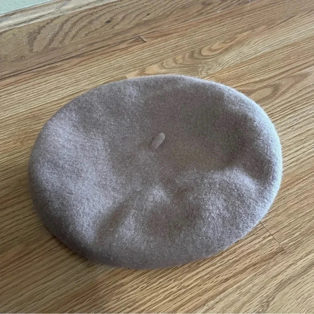 Merona 100% Wool Beret Camel Beige Tan